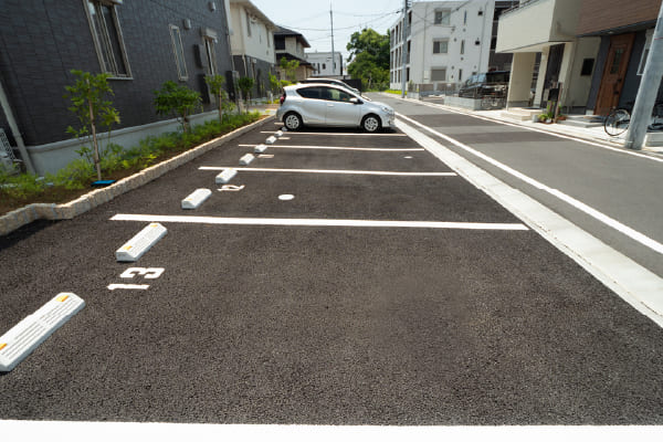 駐車場として運用する